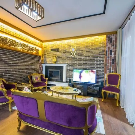 Fabulous With Private Swimming Pool,sogut فيلة سوغوت