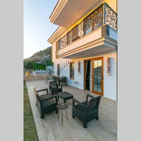 Fabulous With Private Swimming Pool,sogut * سوغوت