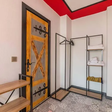 Fabulous With Private Swimming Pool,sogut سوغوت