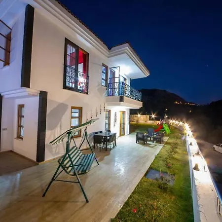 فيلة Fabulous With Private Swimming Pool,sogut
