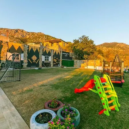 Fabulous With Private Swimming Pool,sogut * سوغوت